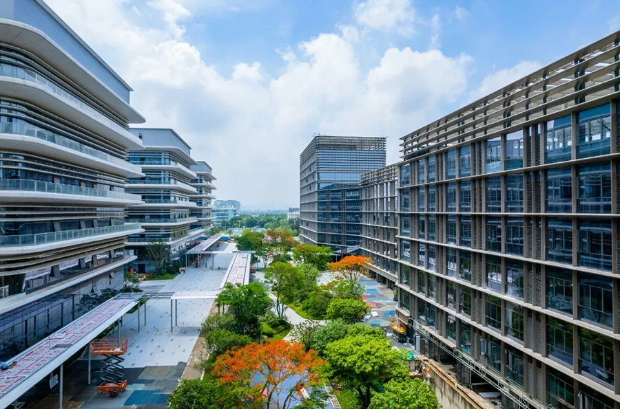 oppo-smart-center-apartments.webp